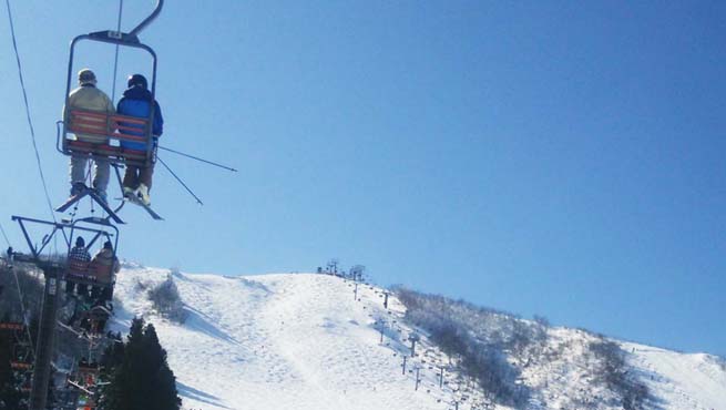 やわらぎの里 スキースノボサークル